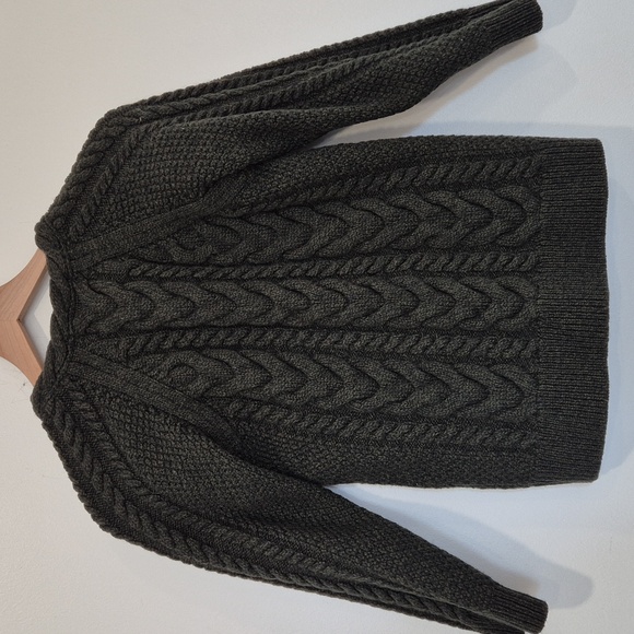 100% Wool Original Aran Co Green Merino Cable Knit Cardigan Sweater Size Small - Picture 3 of 12
